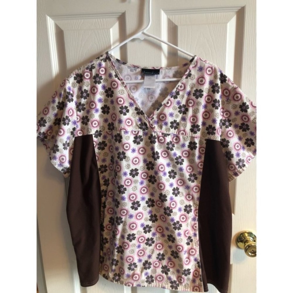 Scrub top
